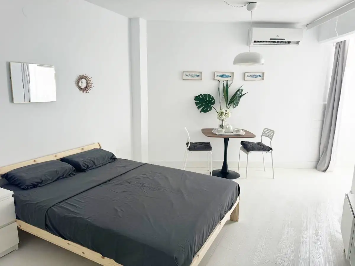 estudio torrecilla playa nerja